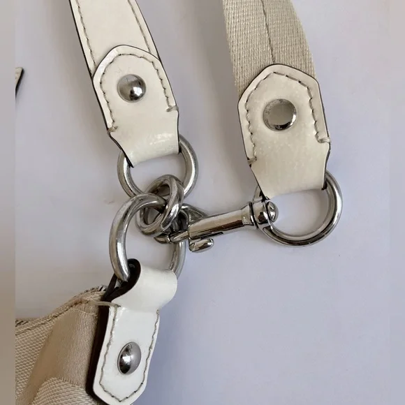 Coach Cream and Tan Shoulder Bag - Picture 6 of 11